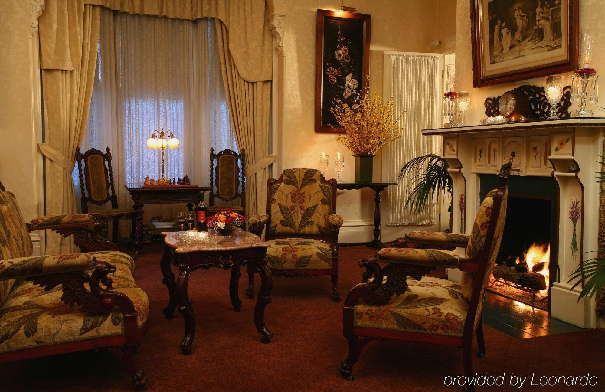 ホテル Madrona Manor ヒールズバーグ 部屋 写真