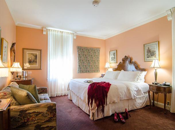 ホテル Madrona Manor ヒールズバーグ エクステリア 写真
